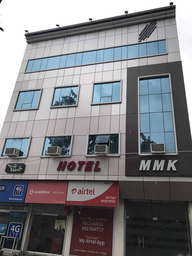 Hotel Mmk Kanpur Ngoại thất bức ảnh