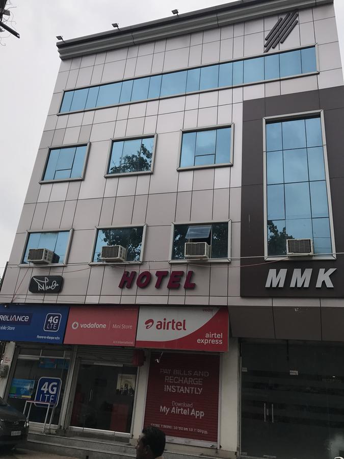Hotel Mmk Kanpur Ngoại thất bức ảnh