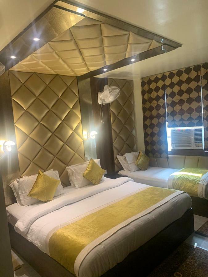 Hotel Mmk Kanpur Ngoại thất bức ảnh