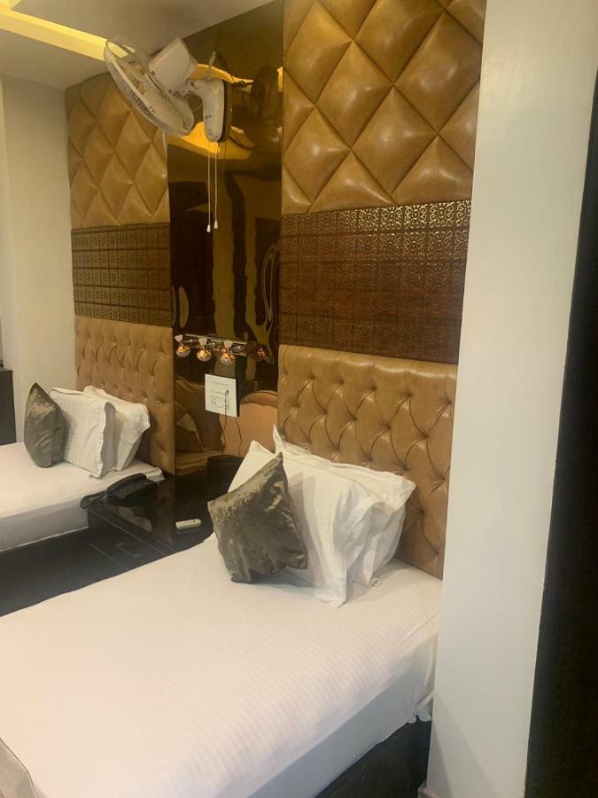 Hotel Mmk Kanpur Ngoại thất bức ảnh